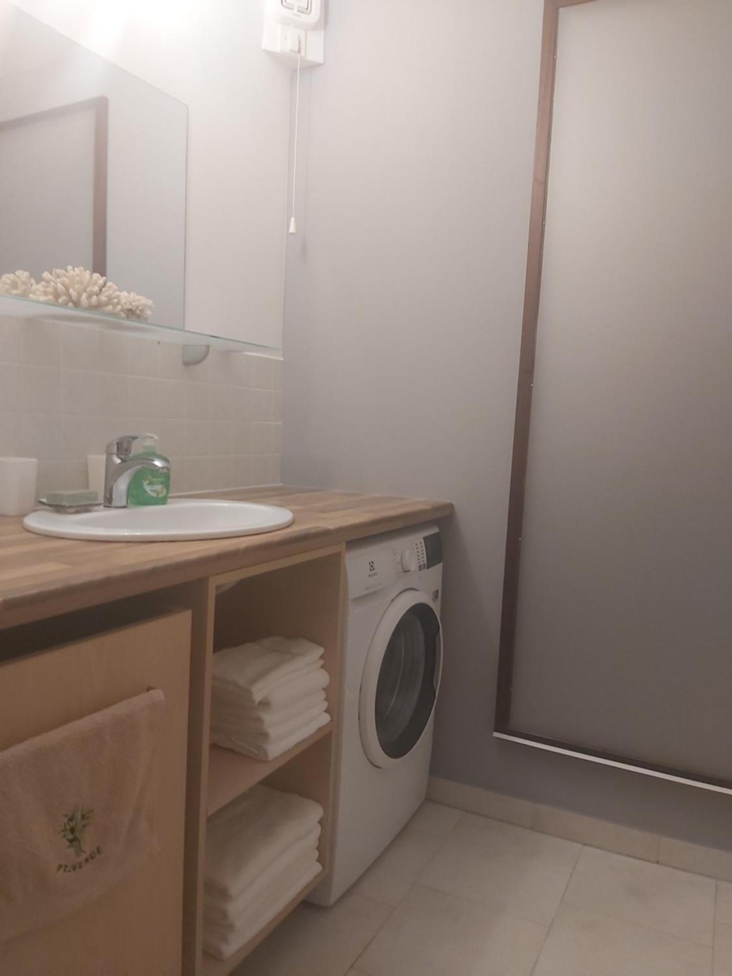 Apartman Luce With Shared Pool Zadar Exterior foto