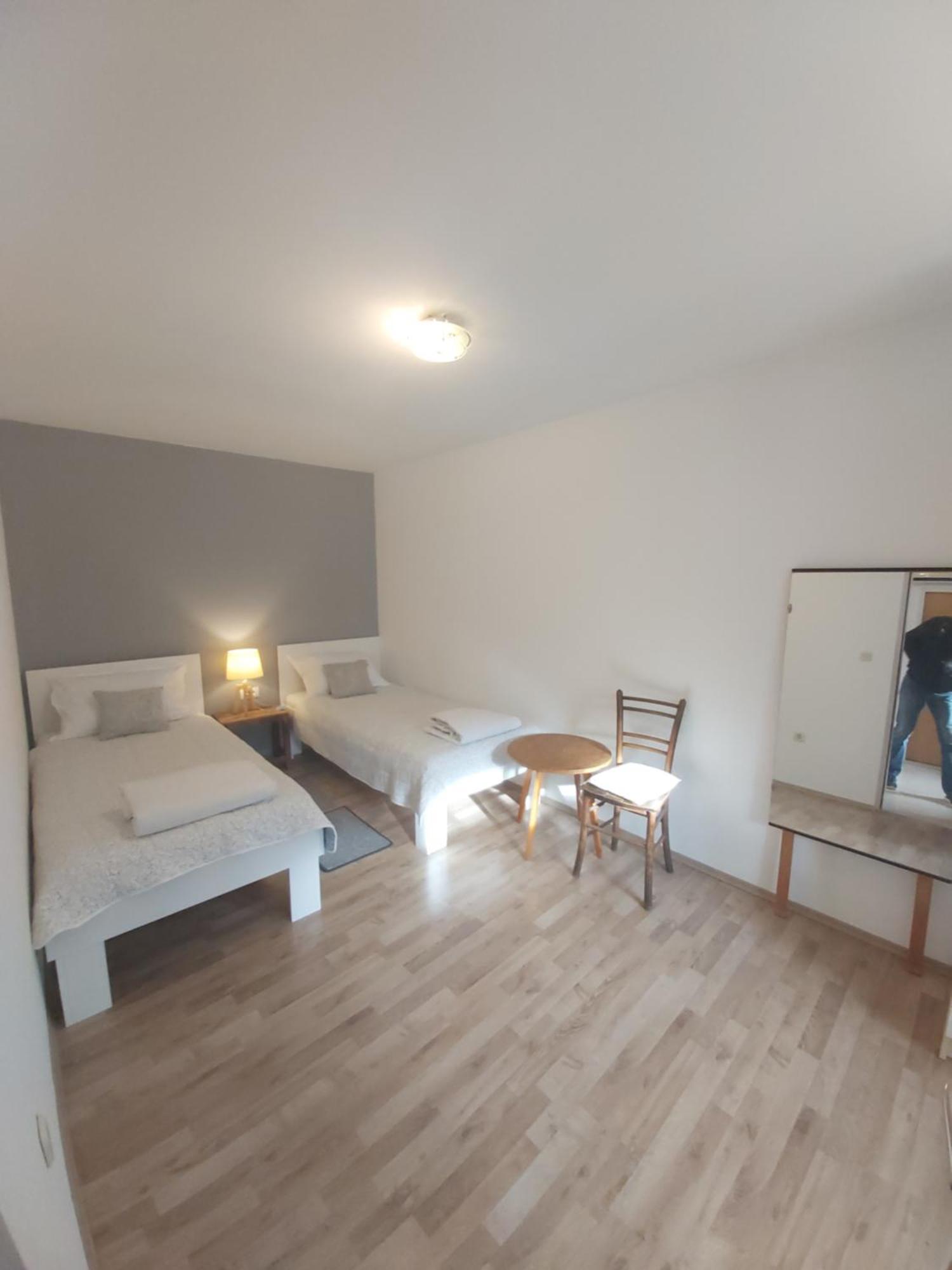 Apartman Luce With Shared Pool Zadar Exterior foto